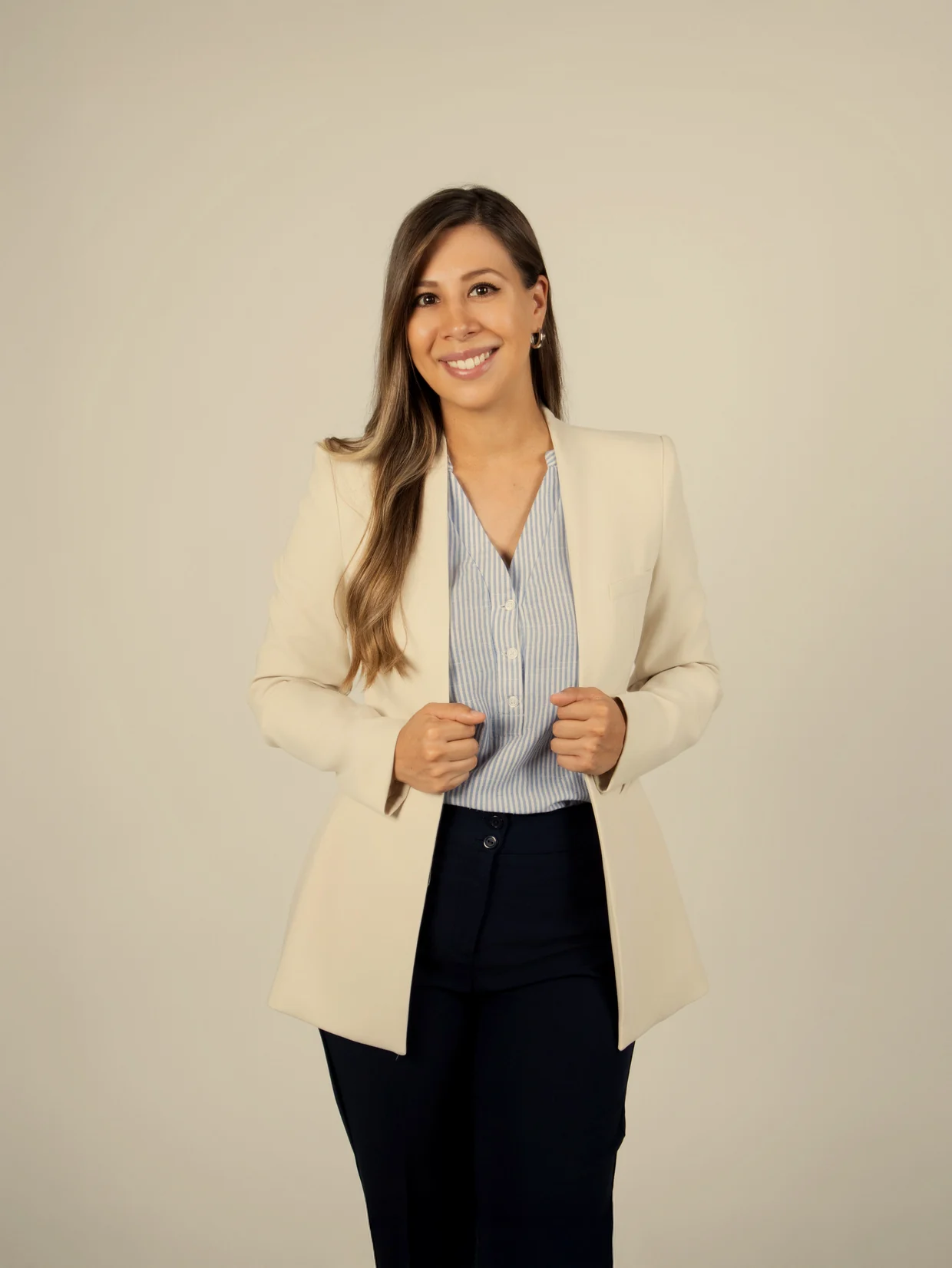 Dra. Ana Karen Chávez Monárrez, cirujana general en Chihuahua